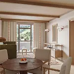 Szálloda Alpes Du Pralong 5*