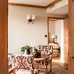 Alpes Du Pralong Szálloda 5*